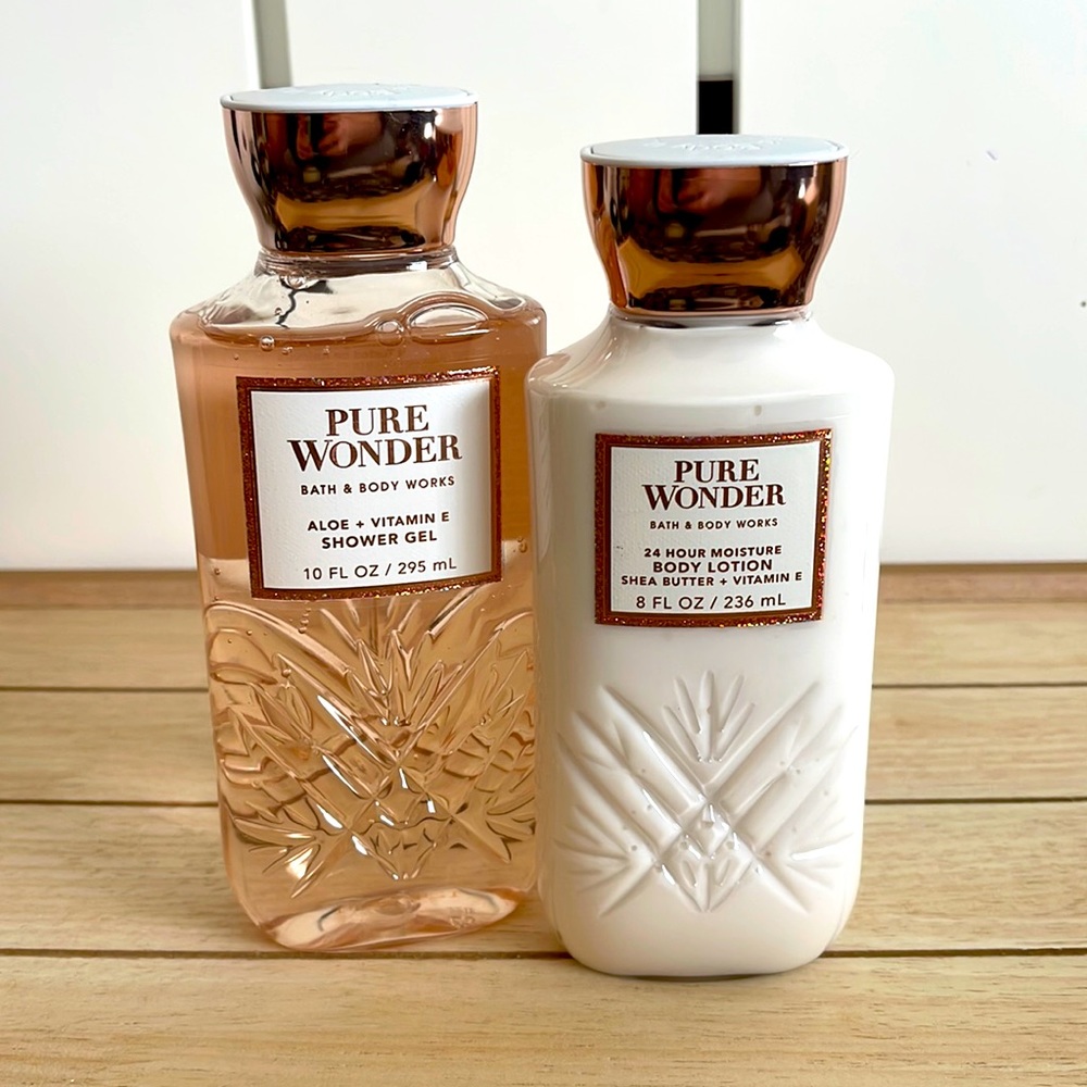 Bath & Body Works Pure Wonder Shower Gel and Body Lotion Set